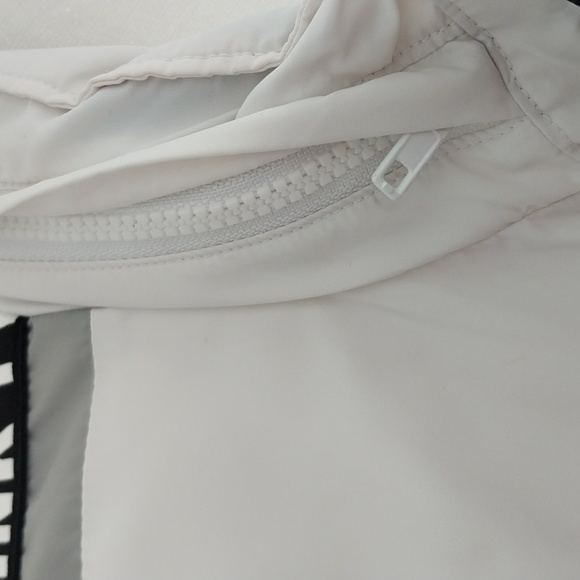 PINK VS Windbreaker Jacket Zip Front Hidden Hood As Is Size XS - Picture 3 of 7